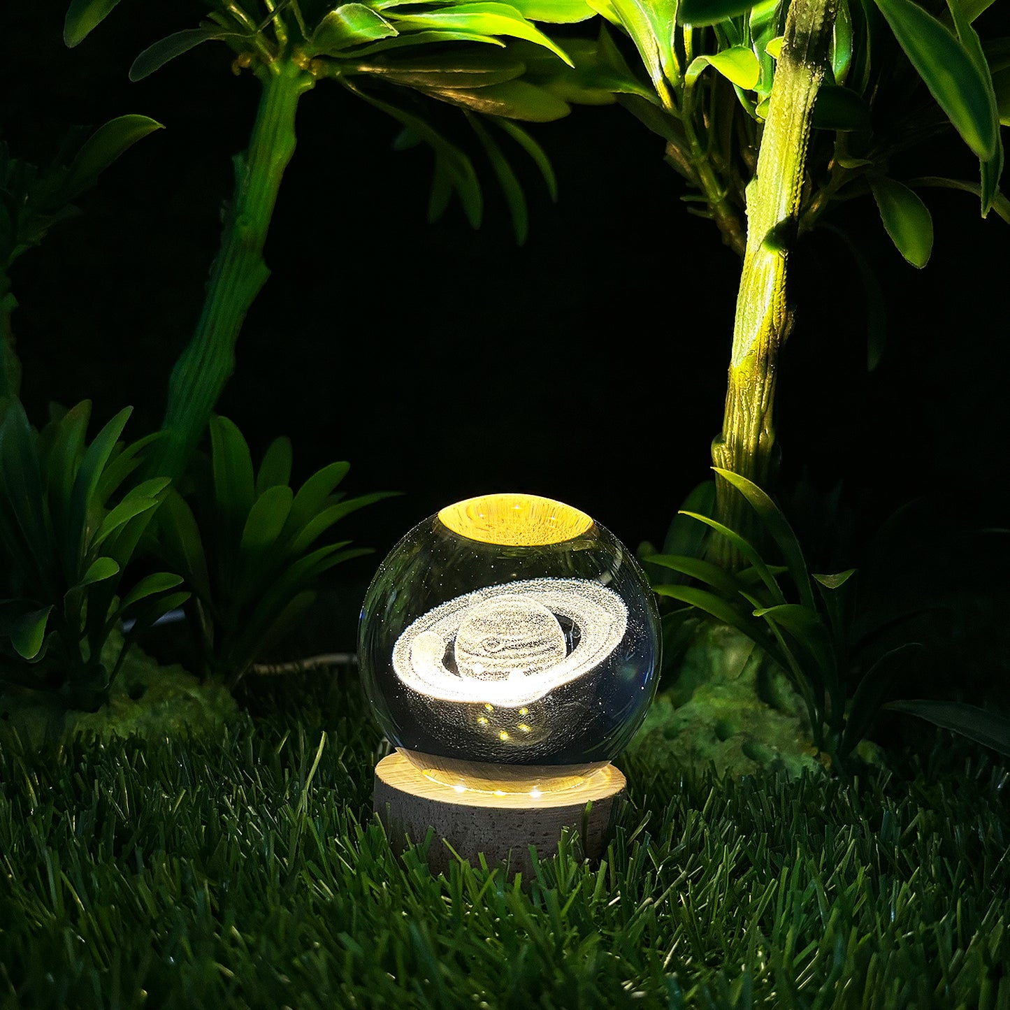 3D Saturn Planet Crystal Ball Night Lamp For Decorate Home Rooms / Bedrooms / Office / Studio Etc