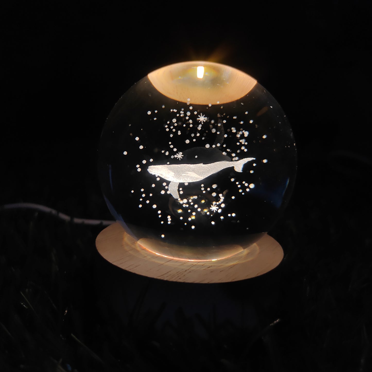 3D whale Crystal Ball Night Lamp For Decorate Rooms / Bedroom / Office / Studio Etc